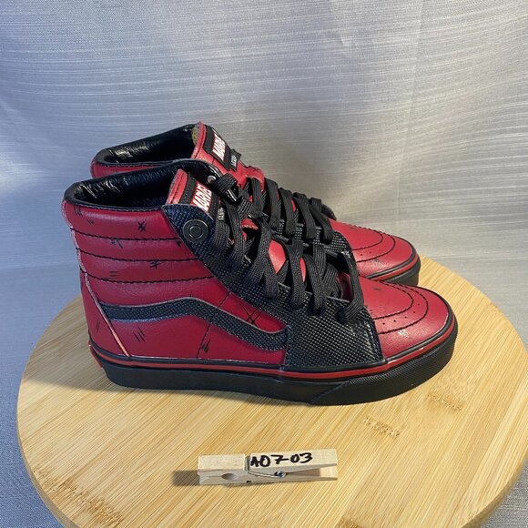 Vans x Marvel Deadpool Black Red Limited Sneakers Mens 4 Womens 5.5 U.S A0703  t - Picture 1 of 8